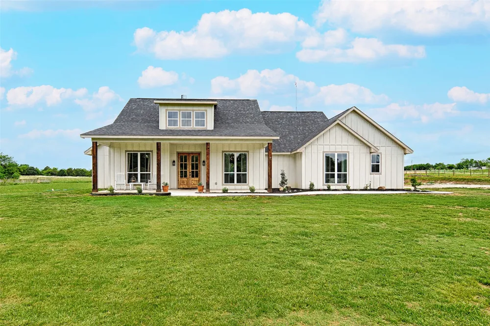 4656 County Road 1040 Celeste, TX 75423