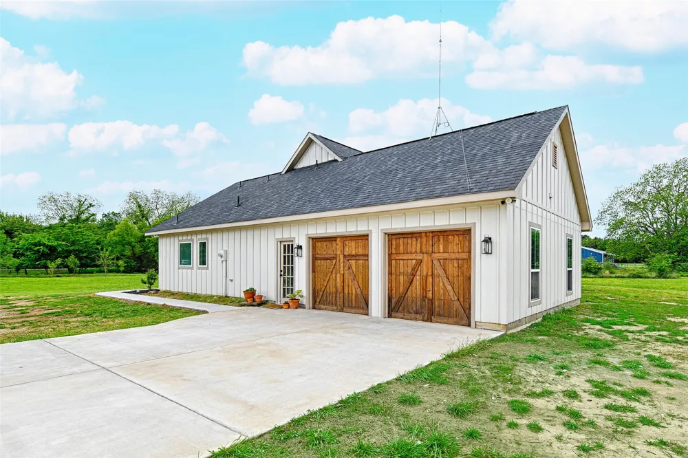 4656 County Road 1040 Celeste, TX 75423