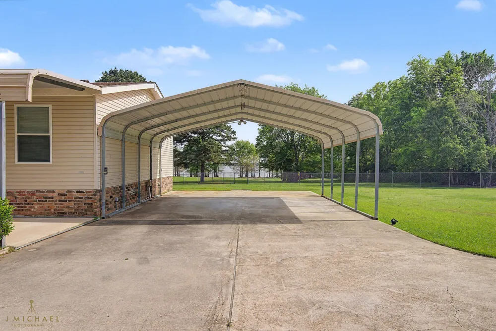 9747 Mathieu Street Oil City, LA 71061