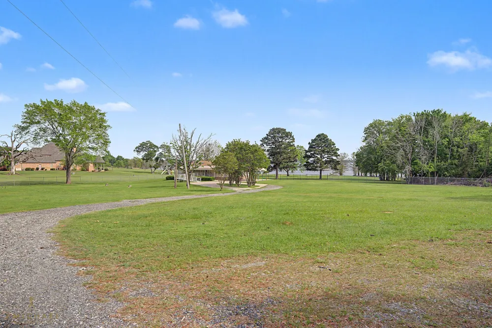 9747 Mathieu Street Oil City, LA 71061