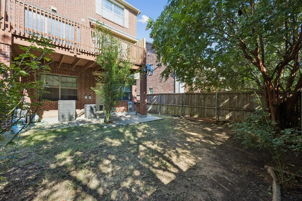 2564 Chambers Drive Lewisville, TX 75067