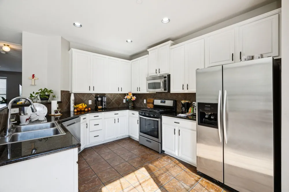 2564 Chambers Drive Lewisville, TX 75067