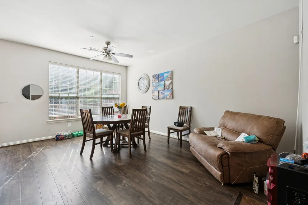 2564 Chambers Drive Lewisville, TX 75067