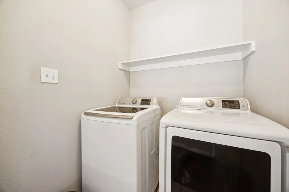 2564 Chambers Drive Lewisville, TX 75067