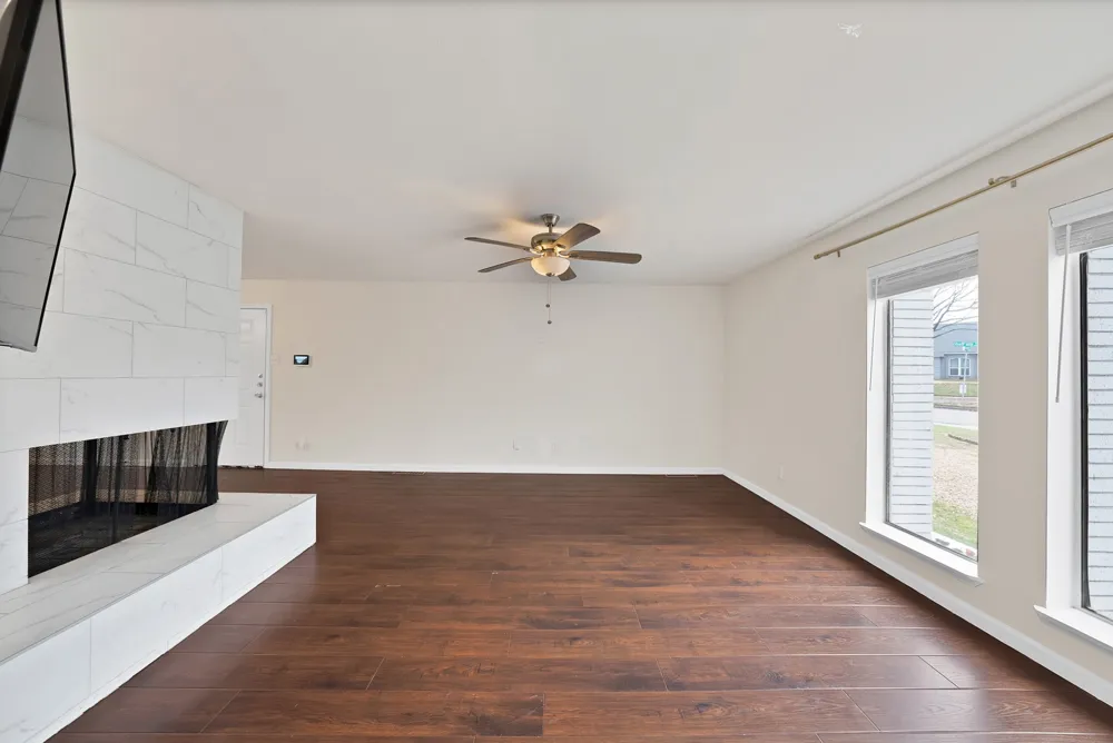 1205 Golden Trophy Drive Dallas, TX 75232