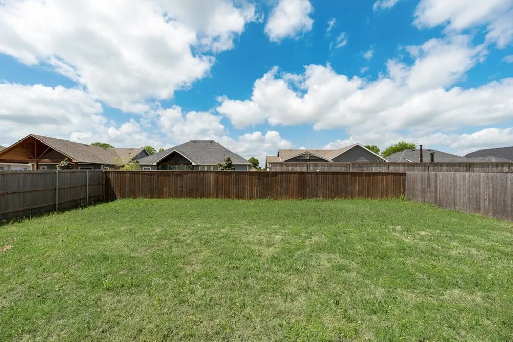 109 Vaughn Meadows Drive Tom Bean, TX 75491