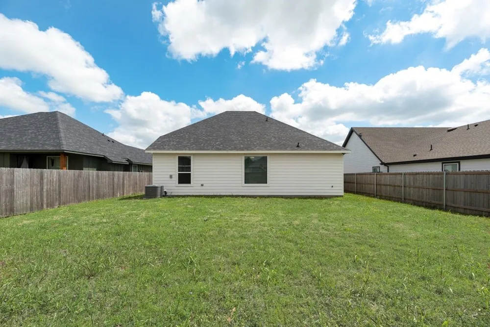 109 Vaughn Meadows Drive Tom Bean, TX 75491