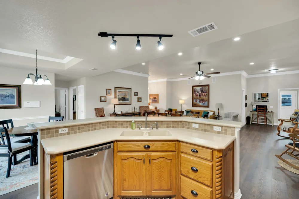 502 Main Street Maypearl, TX 76064