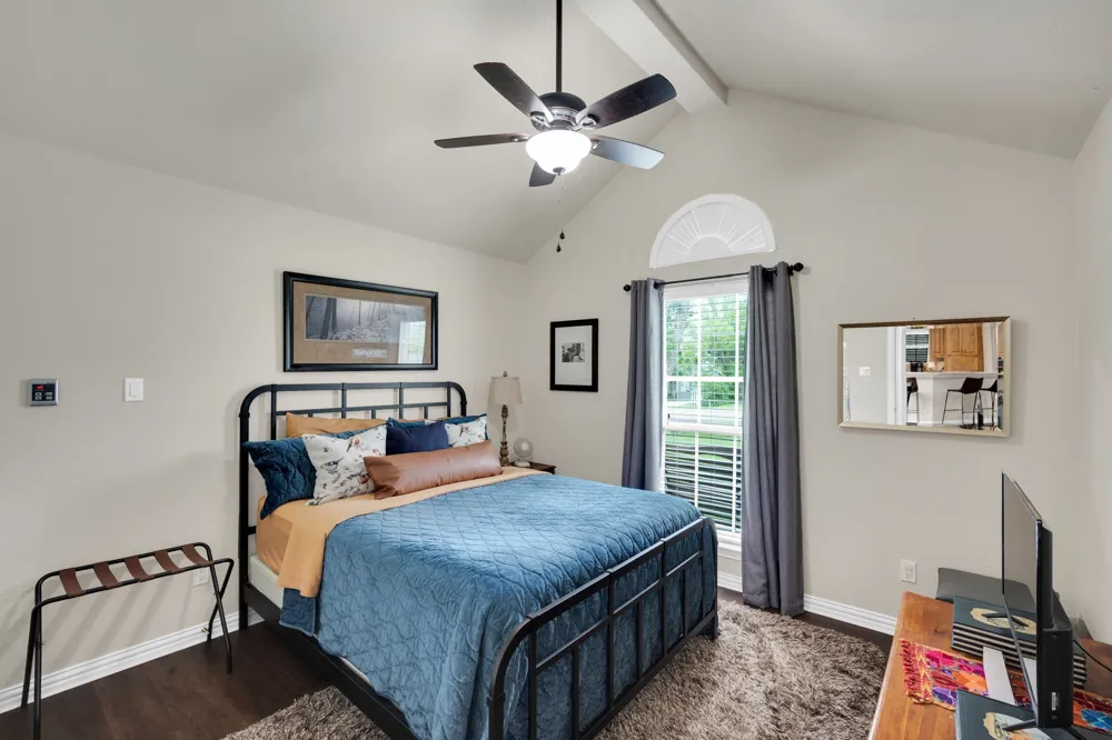 502 Main Street Maypearl, TX 76064