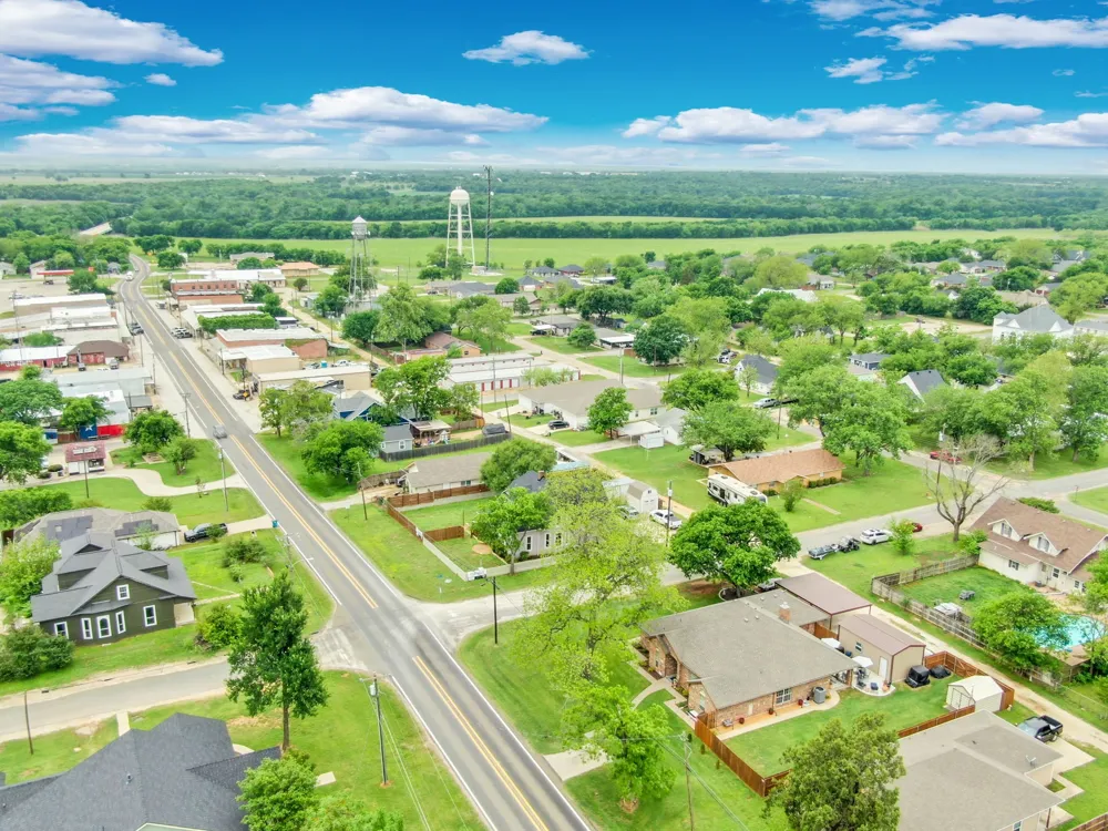 502 Main Street Maypearl, TX 76064