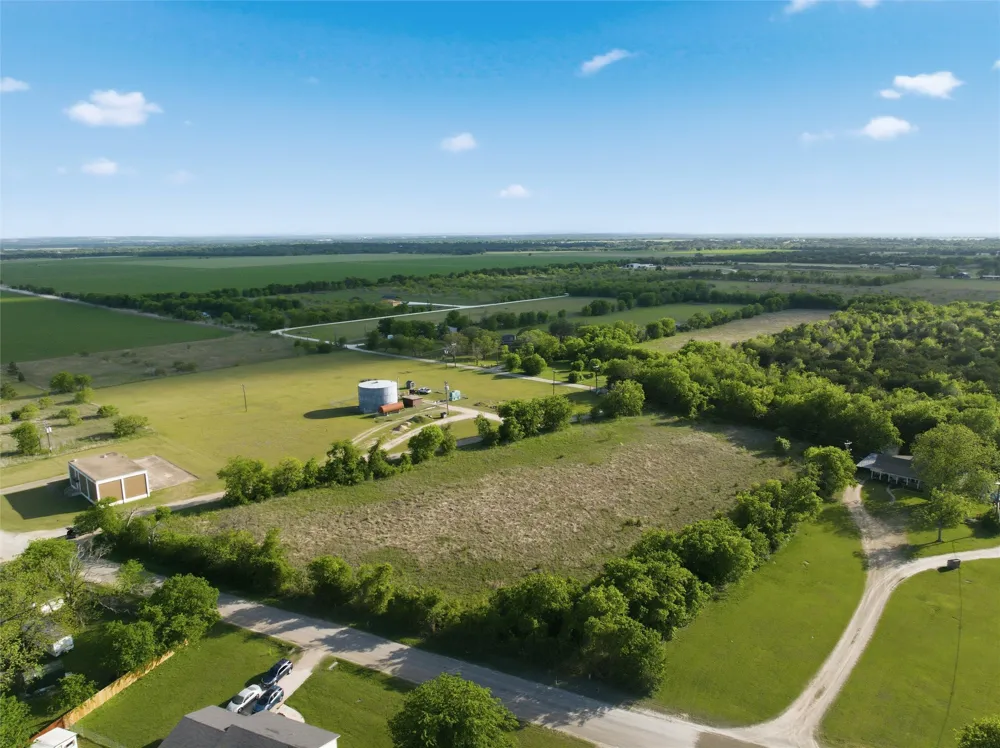 Randy Dr. Woodway, TX 76712