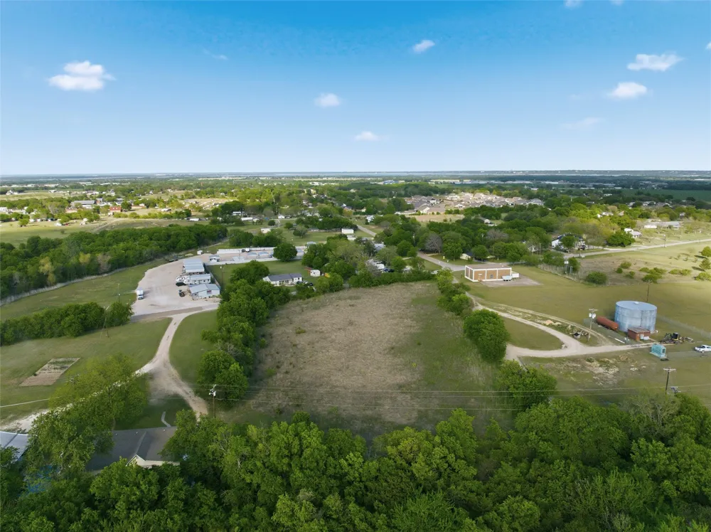 Randy Dr. Woodway, TX 76712