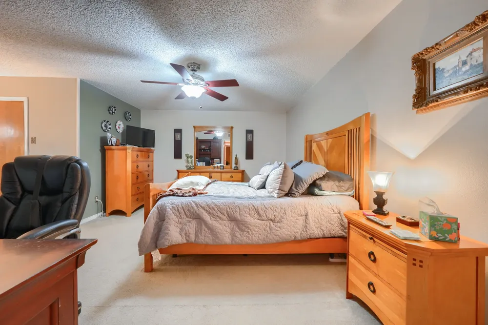 8226 Hunnicut Road Dallas, TX 75228