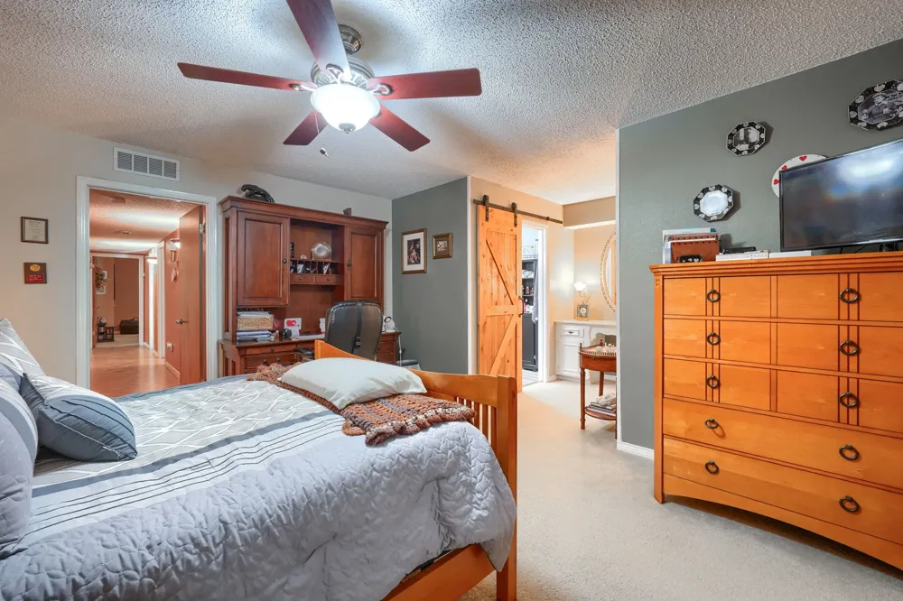 8226 Hunnicut Road Dallas, TX 75228