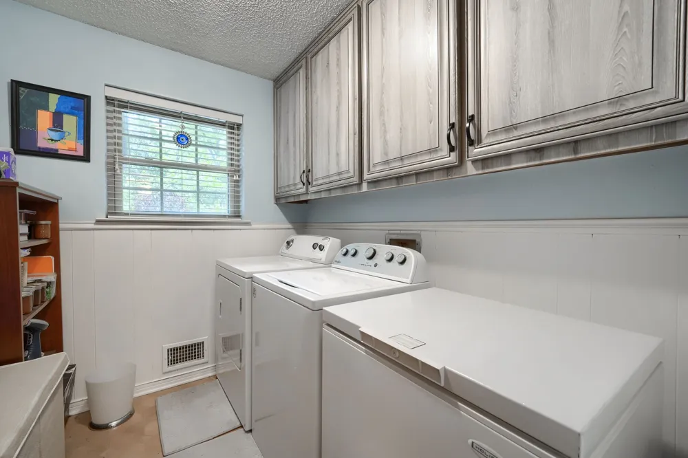 8226 Hunnicut Road Dallas, TX 75228