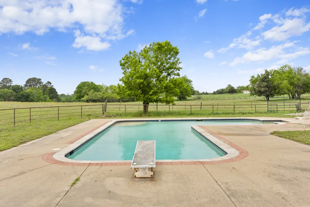 7626 Fm 1002 S Big Sandy, TX 75755
