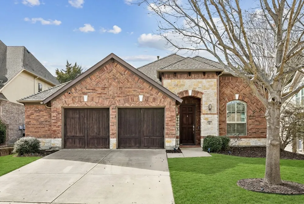 2801 White Rock Creek Drive