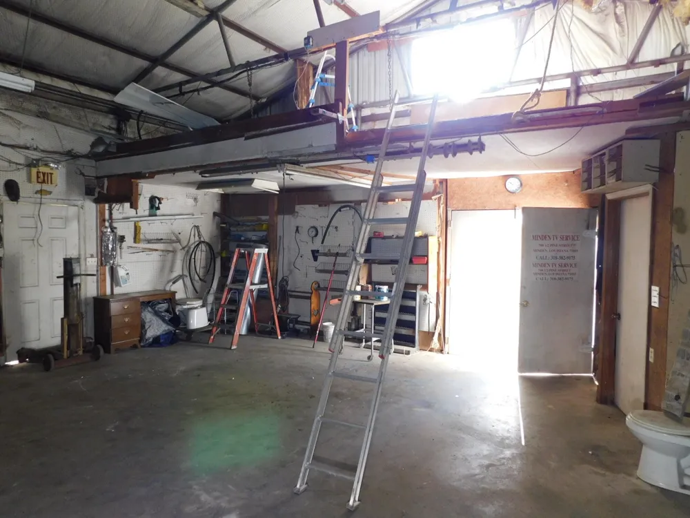 105 NW 2nd Springhill, LA 71075