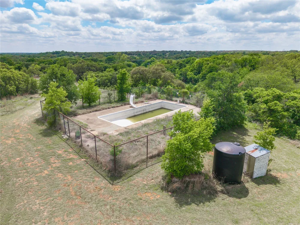 660 W County Road 549 Mullin, TX 76864