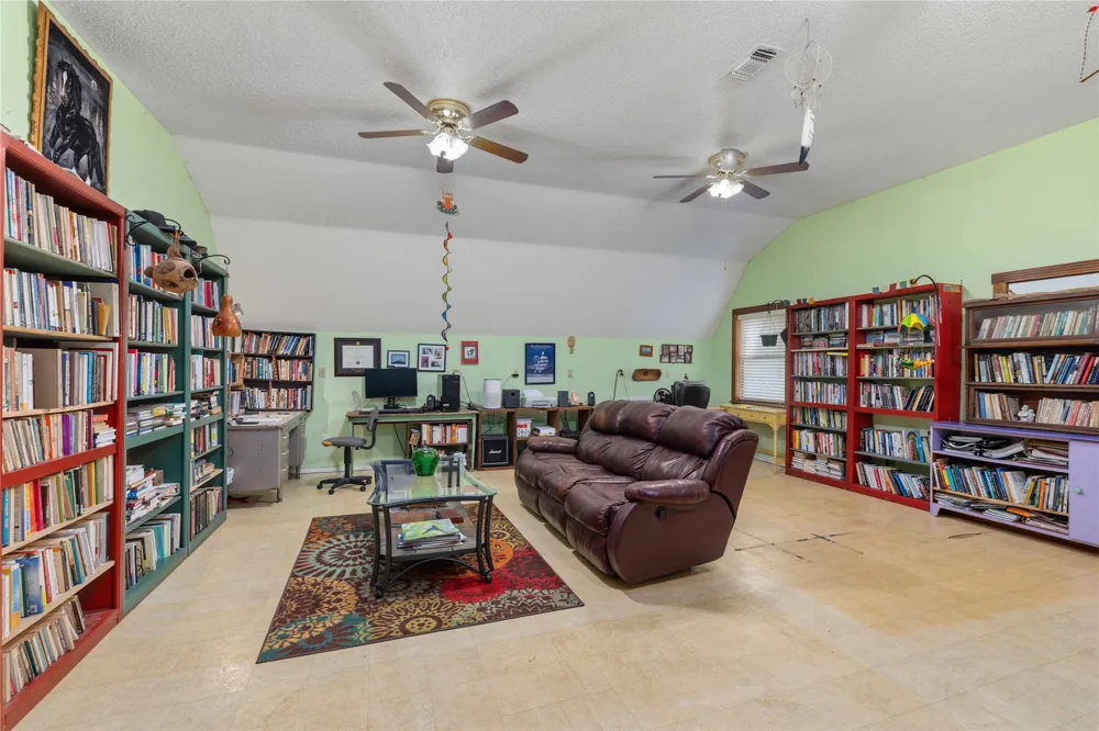 660 W County Road 549 Mullin, TX 76864
