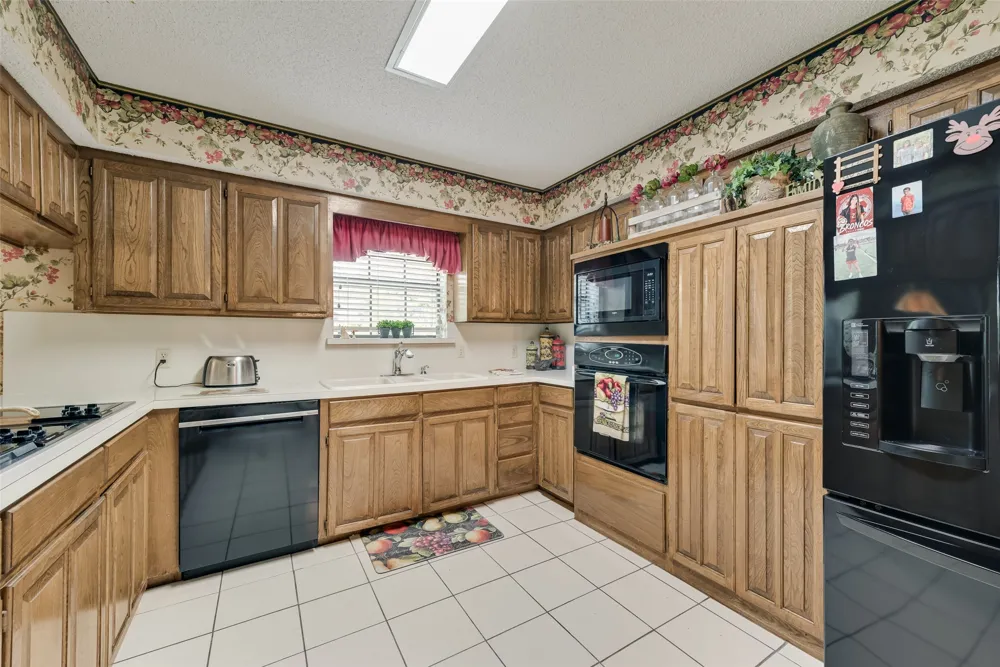 1903 Spirit Walk Mansfield, TX 76063