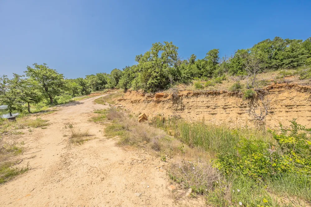 8955 Wolf Hollow Millsap, TX 76066