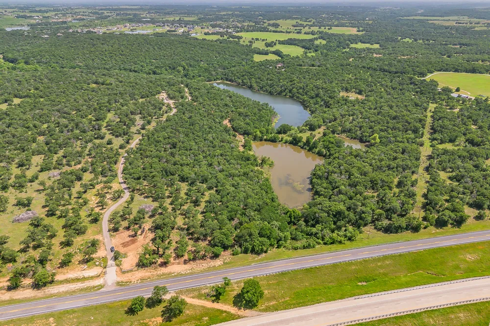 8955 Wolf Hollow Millsap, TX 76066