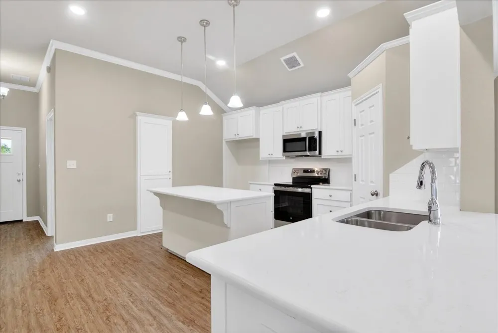 2509 Yoder Lane Robinson, TX 76706