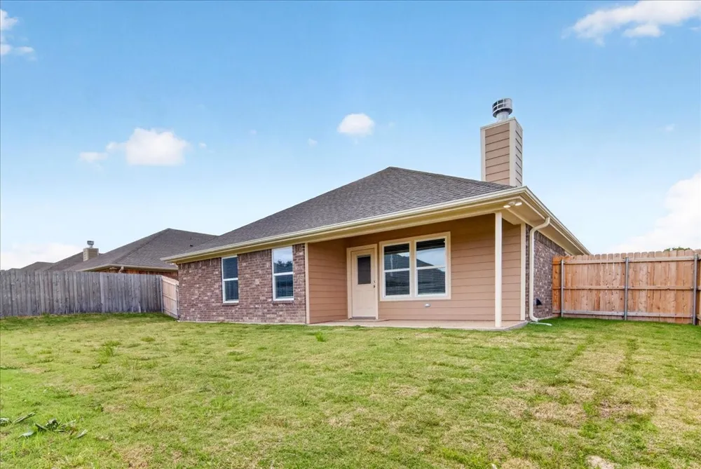2509 Yoder Lane Robinson, TX 76706