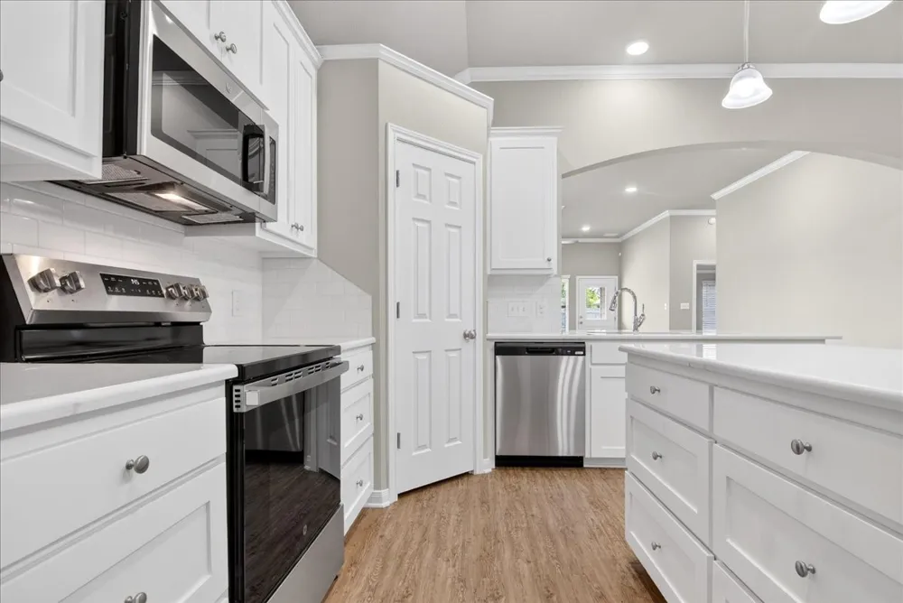 2509 Yoder Lane Robinson, TX 76706