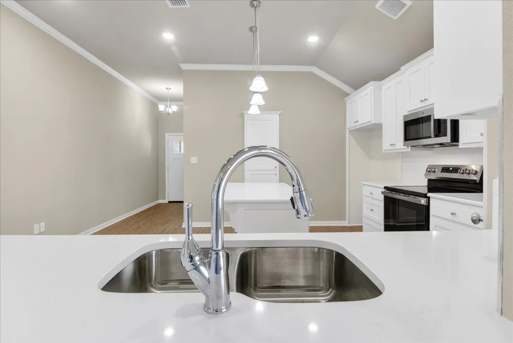 2509 Yoder Lane Robinson, TX 76706