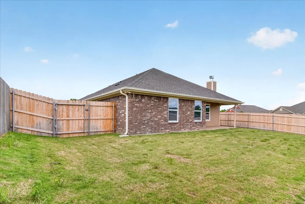 2509 Yoder Lane Robinson, TX 76706