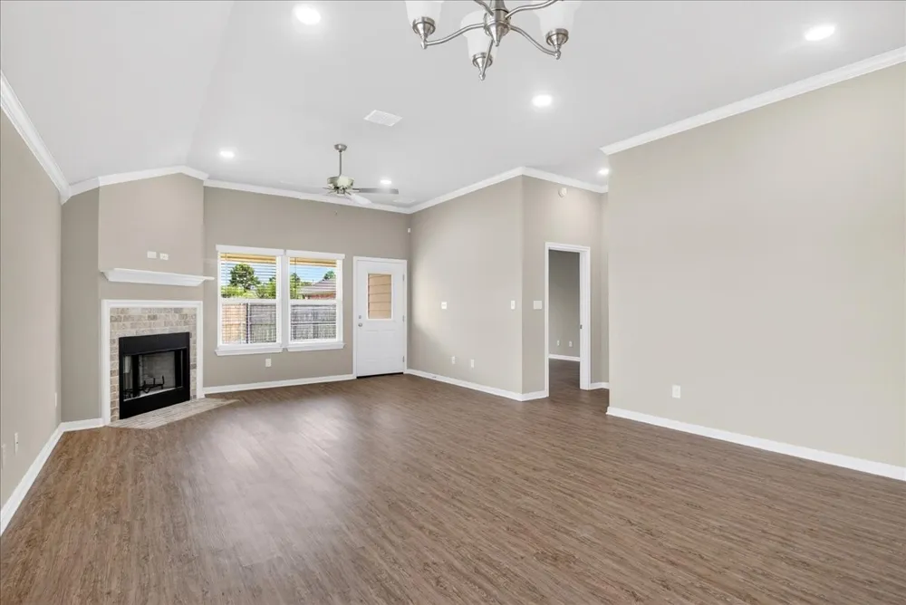 2509 Yoder Lane Robinson, TX 76706