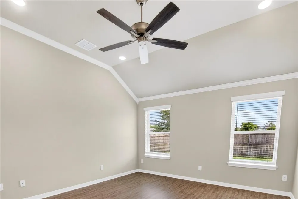 2509 Yoder Lane Robinson, TX 76706