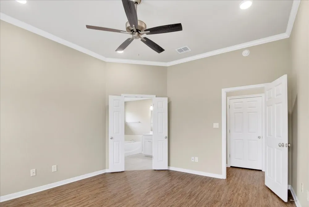 2509 Yoder Lane Robinson, TX 76706