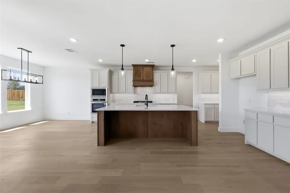826 Feathergrass Court W Haslet, TX 76052