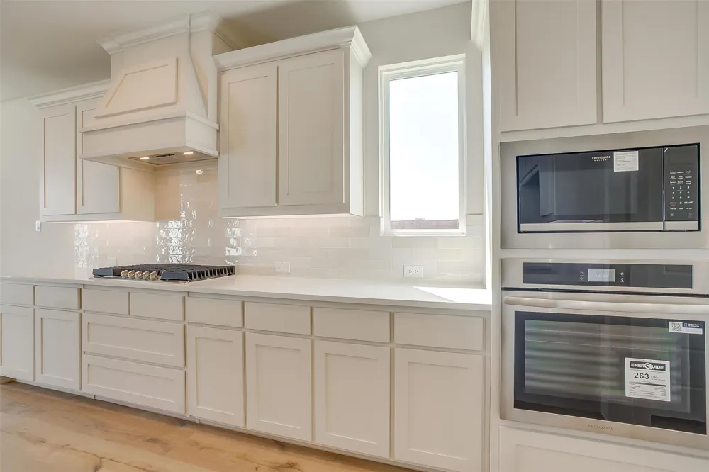 806 Feathergrass Court E Haslet, TX 76052