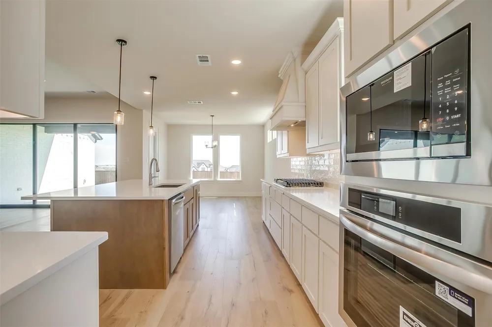 806 Feathergrass Court E Haslet, TX 76052