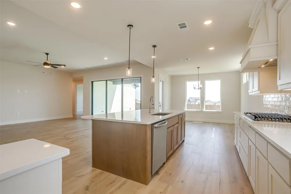 806 Feathergrass Court E Haslet, TX 76052