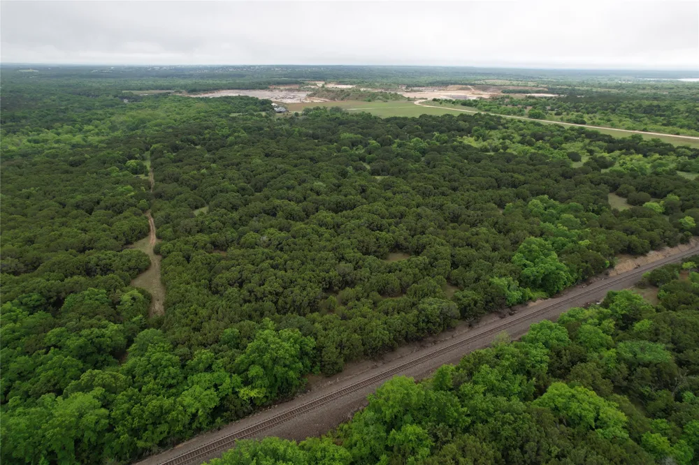 HCR-1104 Loop Blum, TX 76627