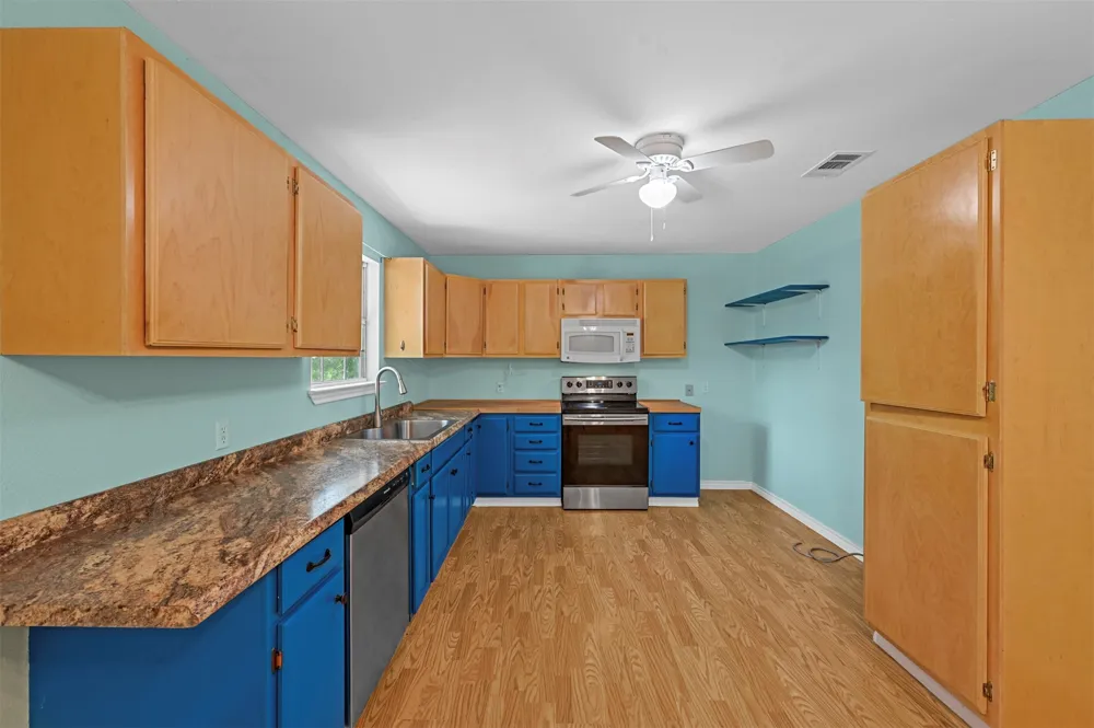 214 Wildflower Drive Gun Barrel City, TX 75156