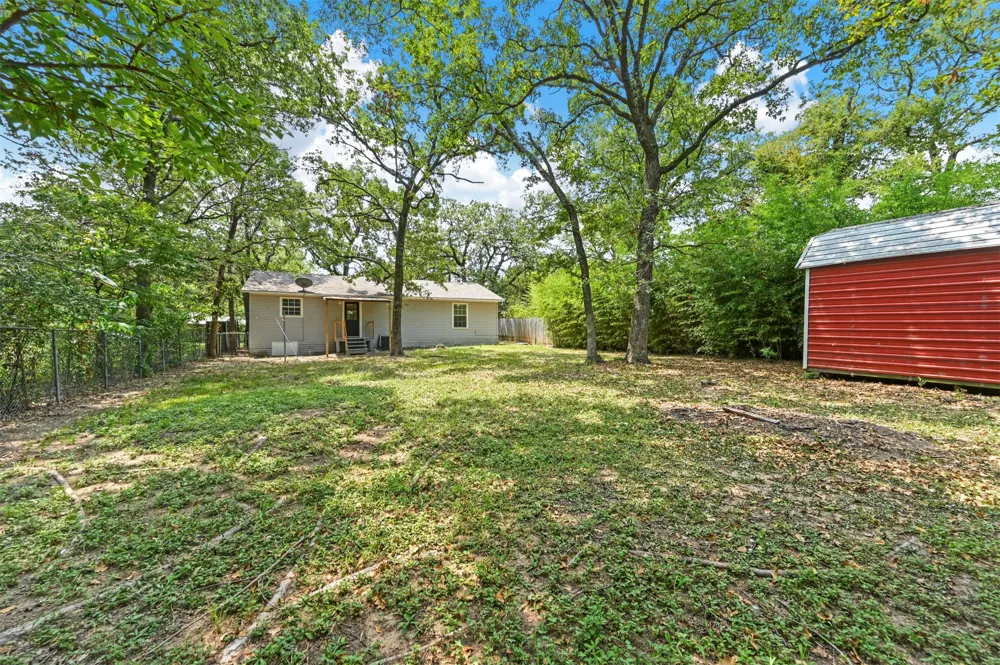214 Wildflower Drive Gun Barrel City, TX 75156