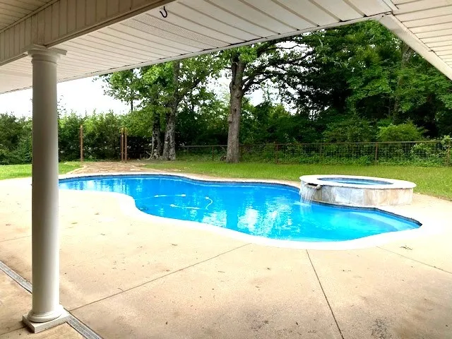 11466 St Hwy 31 E Murchison, TX 75778