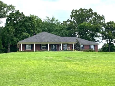 11466 St Hwy 31 E