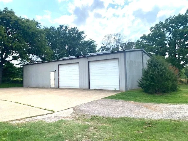 11466 St Hwy 31 E Murchison, TX 75778