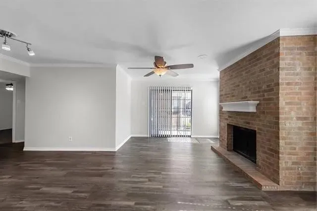 5902 Marvin Loving Drive #204 Garland, TX 75043