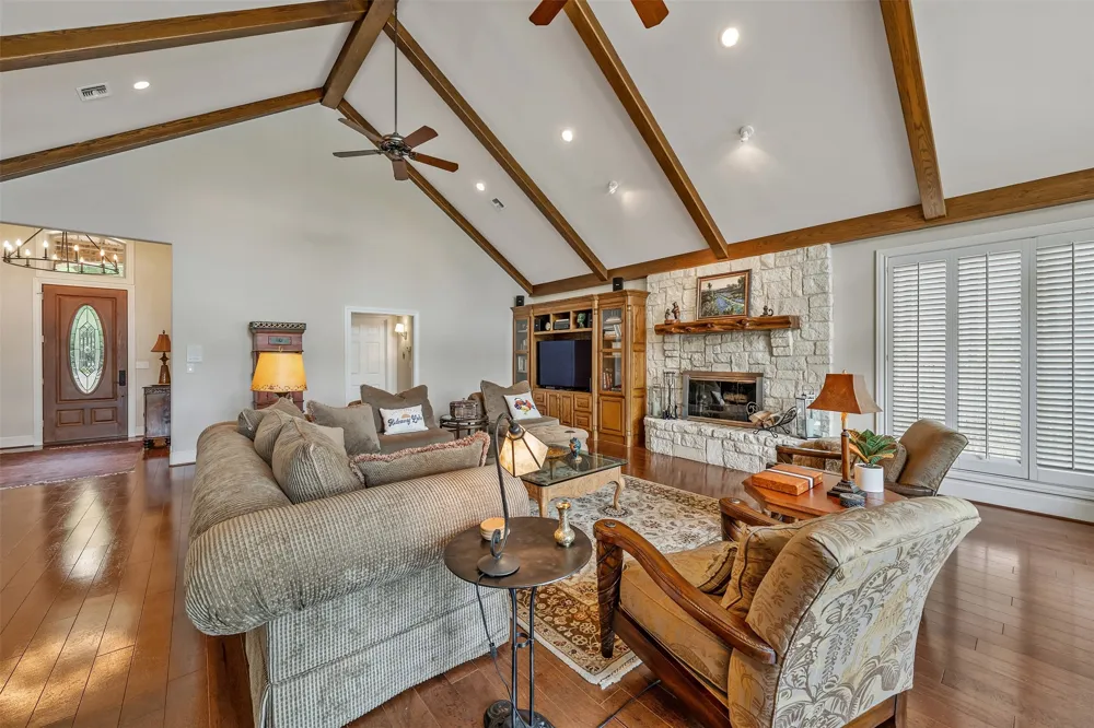1249 Hideaway Lane W Hideaway, TX 75771