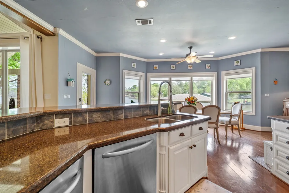 1249 Hideaway Lane W Hideaway, TX 75771