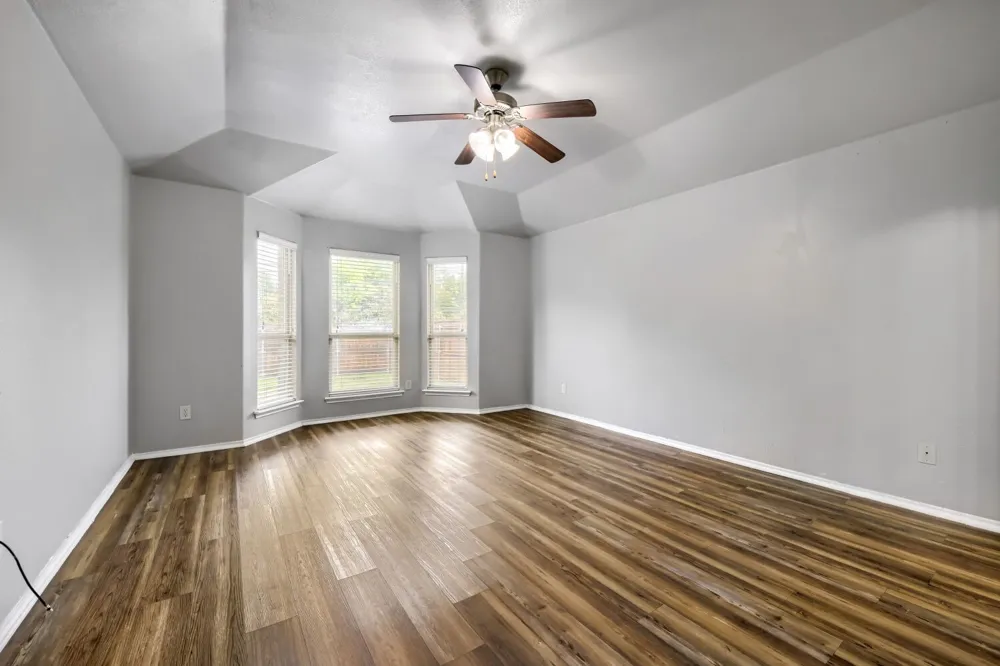 1513 Vermont Avenue Lancaster, TX 75134
