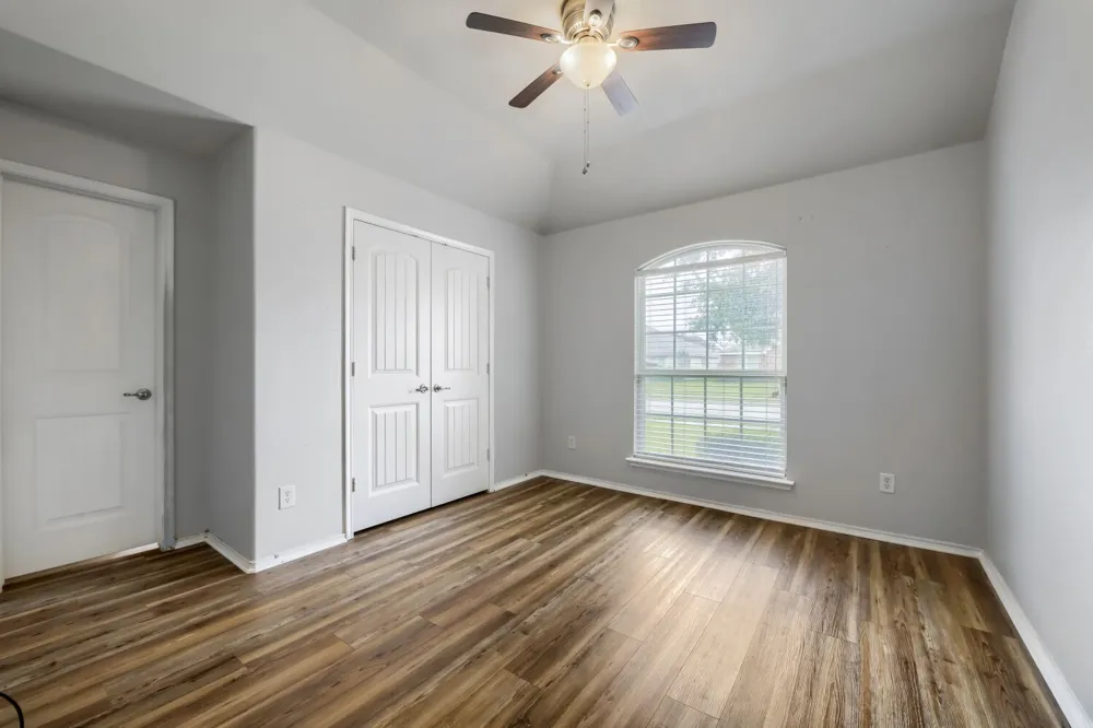 1513 Vermont Avenue Lancaster, TX 75134
